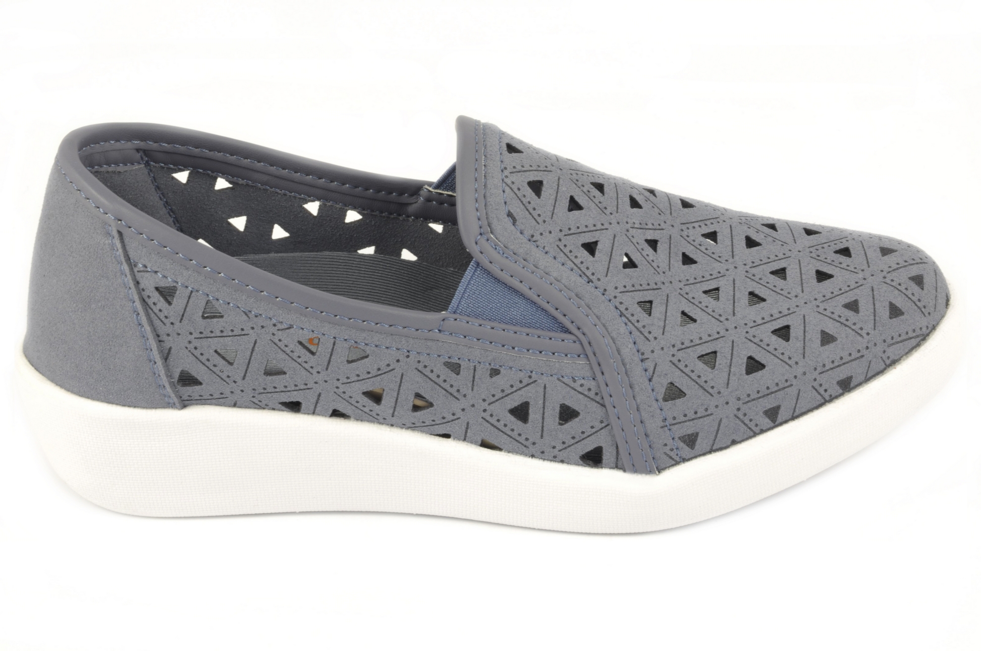 Zapatilla cerrada Calzado mujer
